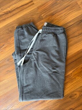 Chelsea DeBoer distressed sweats